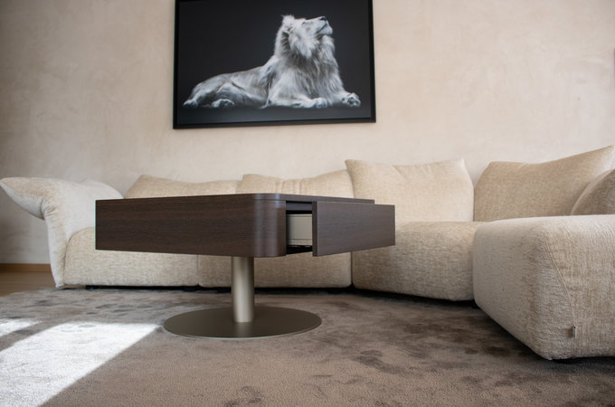 Couchtisch im Wohnzimmer 