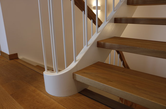 Treppe in Eichenparkett 