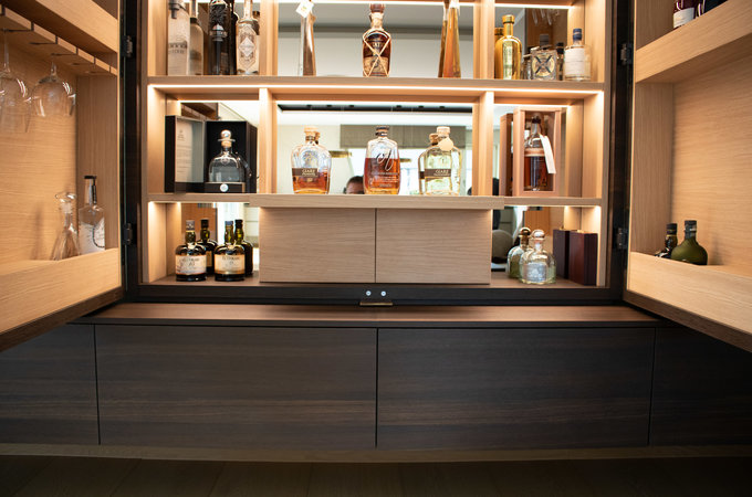 Barschrank Detail